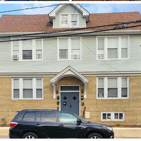 Ooohlala! 2 Beds And 2 Full Baths W/Free Parking Lejlighed Newark Eksteriør billede