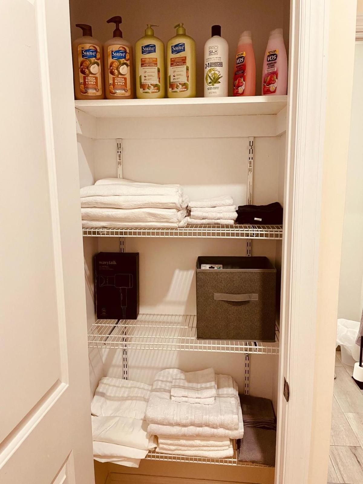 Ooohlala! 2 Beds And 2 Full Baths W/Free Parking Lejlighed Newark Eksteriør billede