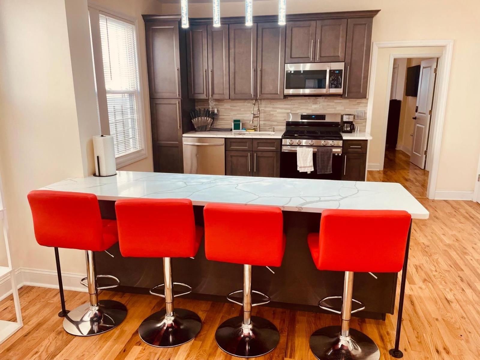 Ooohlala! 2 Beds And 2 Full Baths W/Free Parking Lejlighed Newark Eksteriør billede