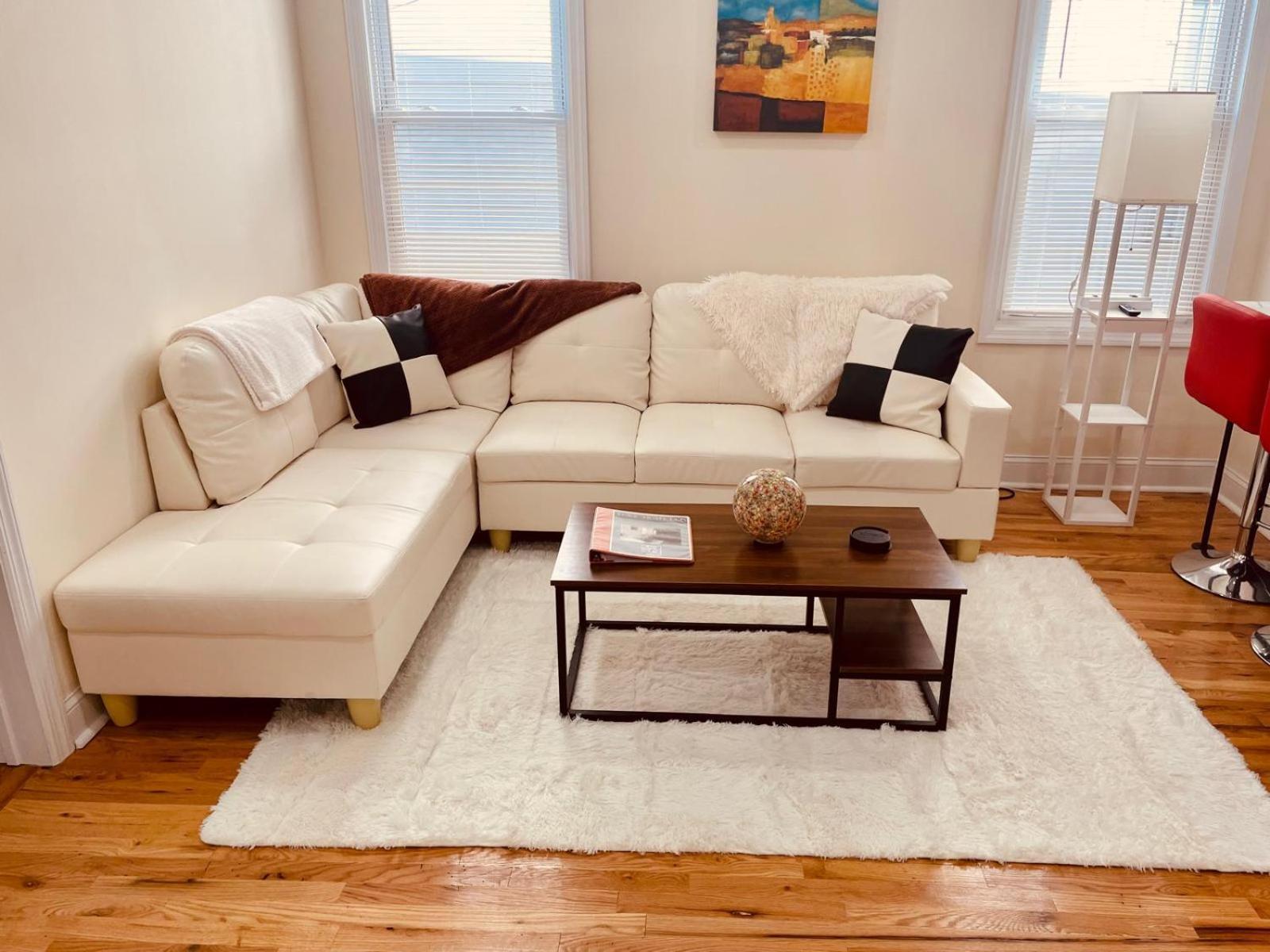 Ooohlala! 2 Beds And 2 Full Baths W/Free Parking Lejlighed Newark Eksteriør billede